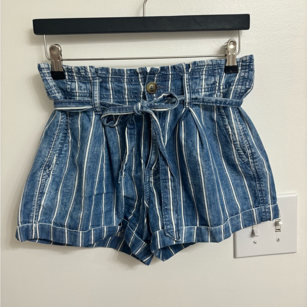 AE Shorts